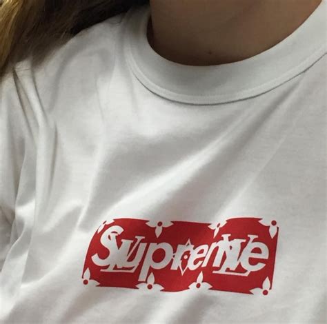 louis vuitton supreme monogram box logo tee|Louis Vuitton logo material.